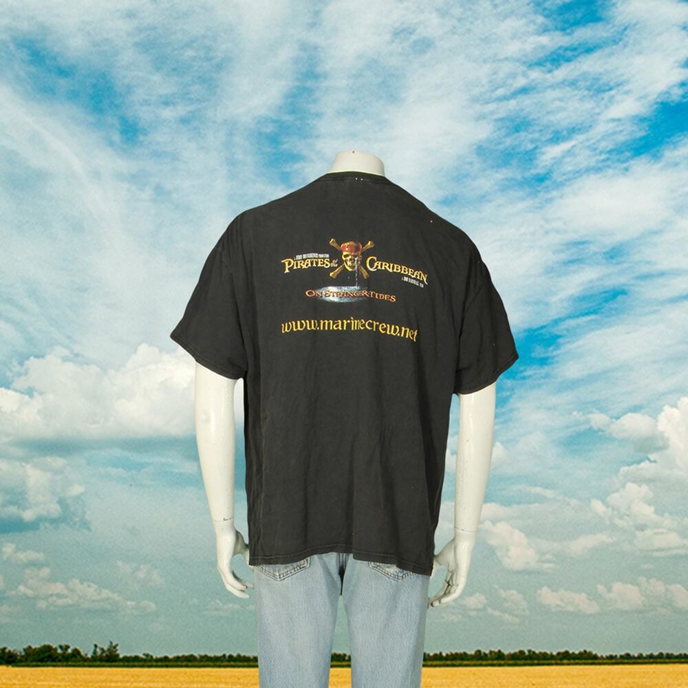 Y2K Vintage Disney Pirates of the Caribbean On Stranger Tides Crew Movie T Shirt